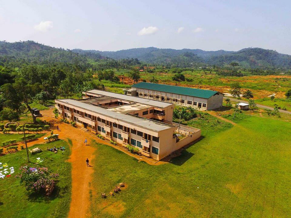 abuakwa-state-college-gallery-schoolsingh