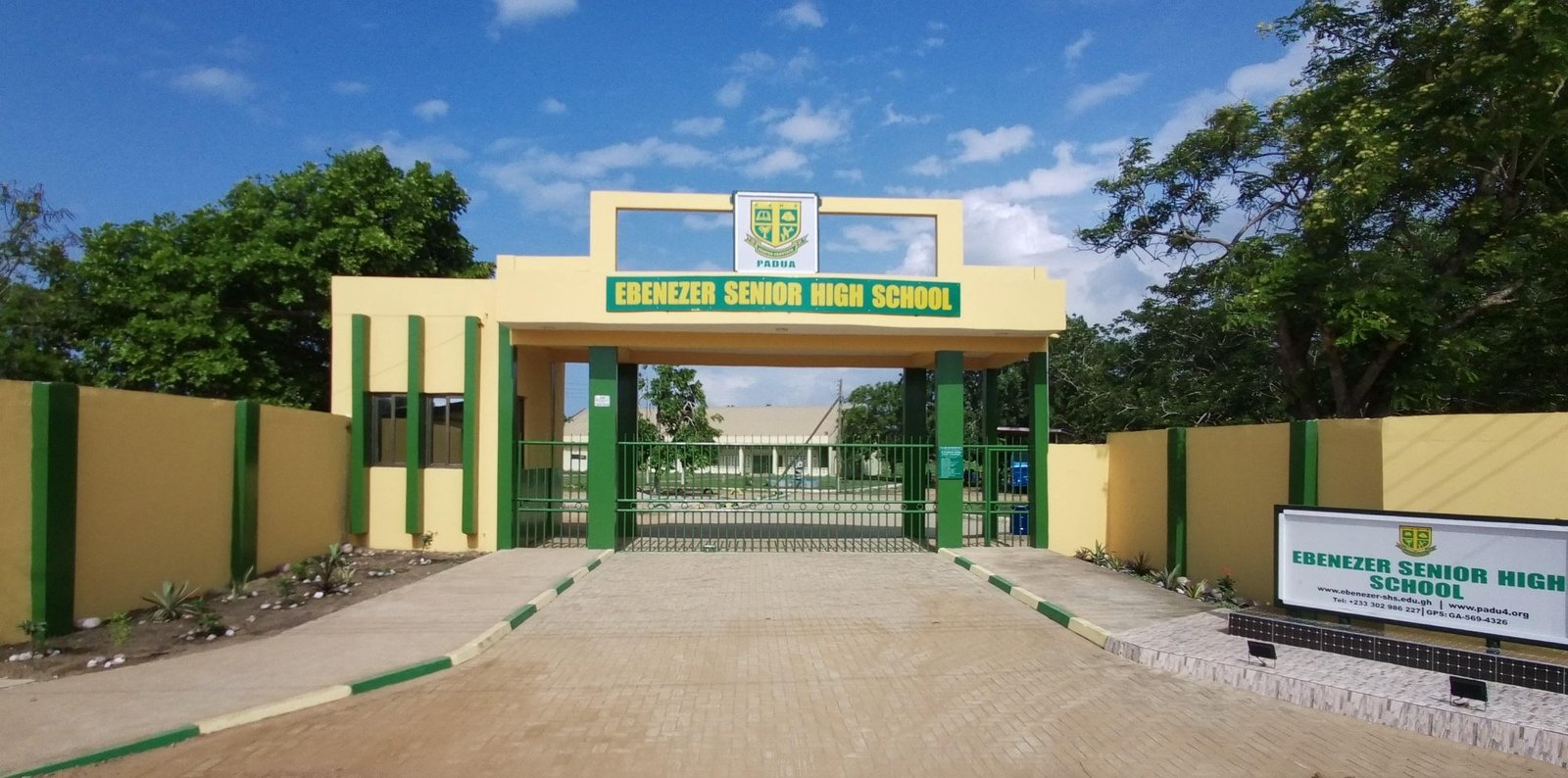 Ebenezer Senior High Entrance
