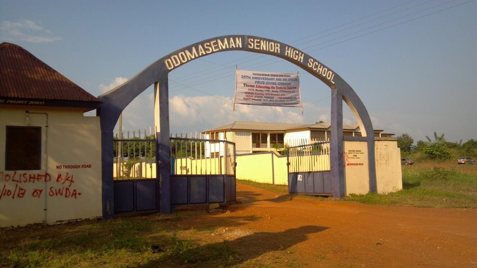 Odomaseman Senior High Entrance